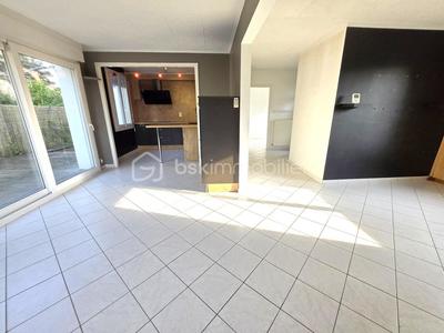 Maison - 101 m² - 5 pièces