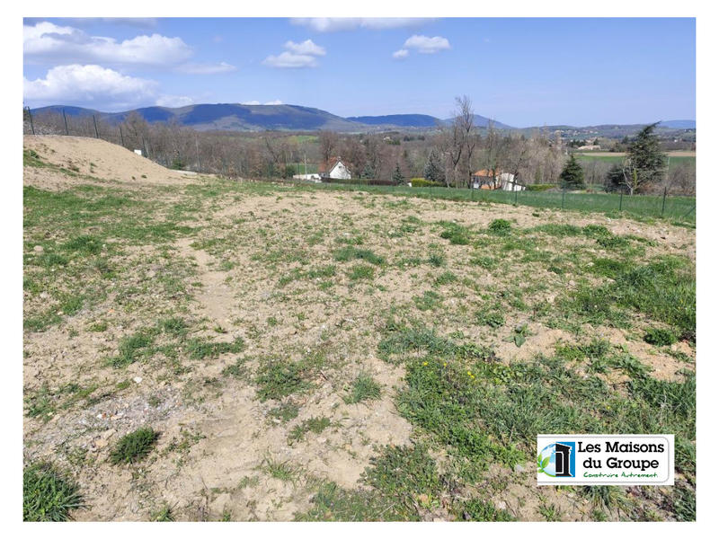 Terrain constructible - 858 m²