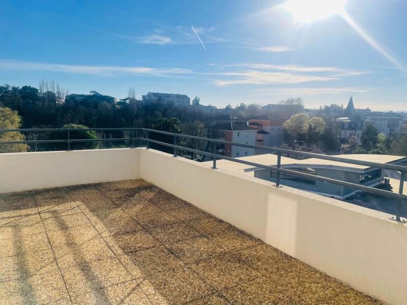 Duplex - 105 m² - 4 pièces