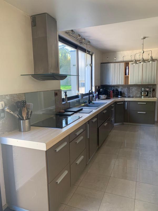 Maison - 225 m² - 5 pièces