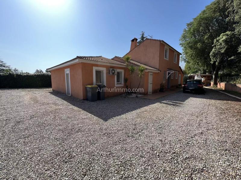 Maison - 189 m² - 6 pièces