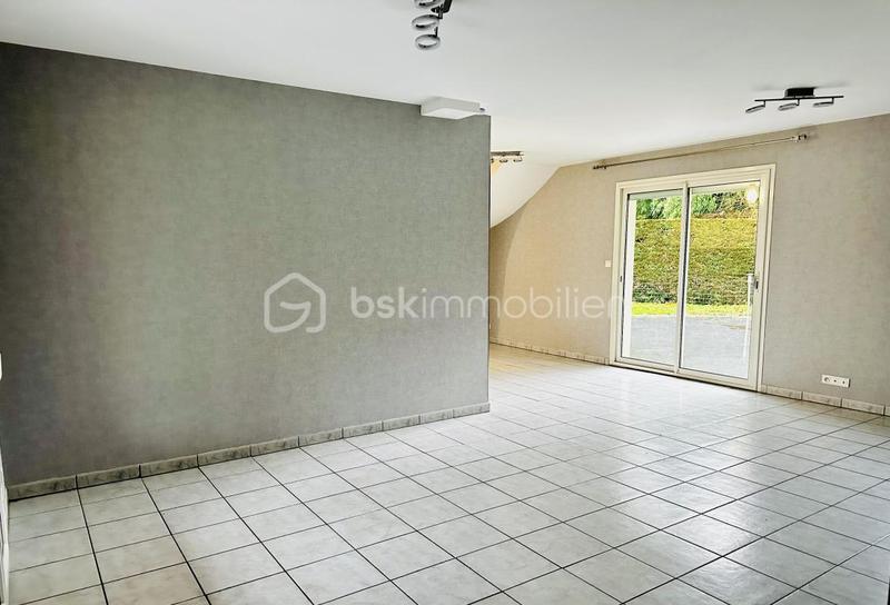 Maison - 141 m² - 6 pièces