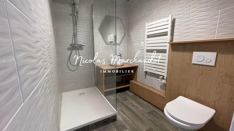 Maison - 193 m² - 8 pièces