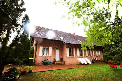 Maison - 233 m² - 8 pièces