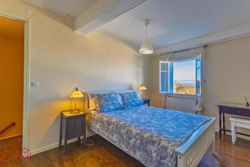 Appartement - 82 m² - 5 pièces