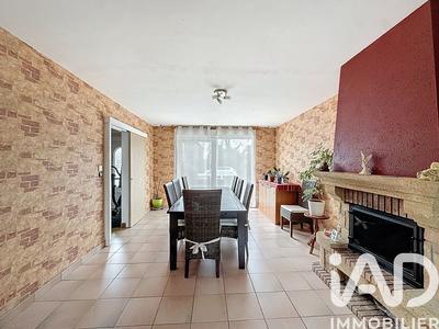 Maison - 98 m² - 4 pièces
