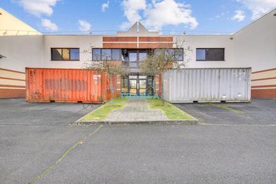 Local d'activités - 518 m²