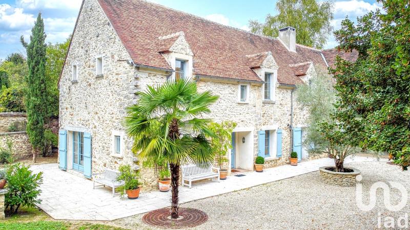 Maison - 281 m² - 10 pièces