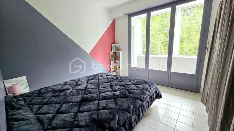 Maison - 180 m² - 8 pièces