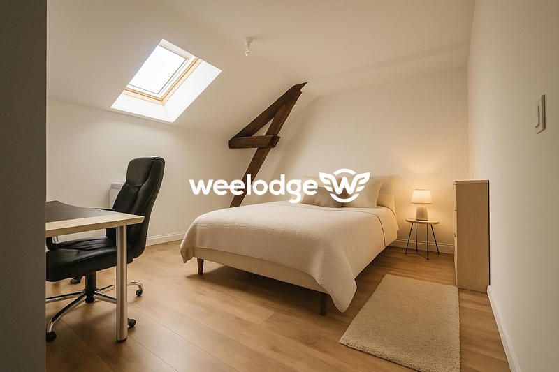 Appartement - 100 m² - 5 pièces