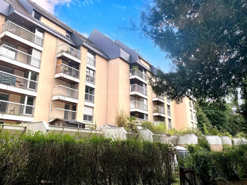 Appartement - 86 m² - 4 pièces