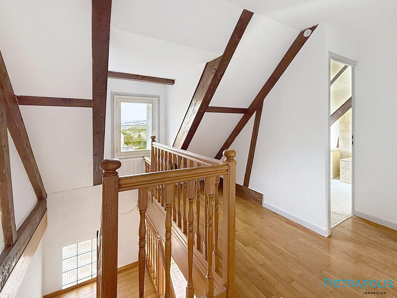 Maison - 175 m² - 6 pièces