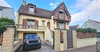 Maison - 120 m² - 6 pièces