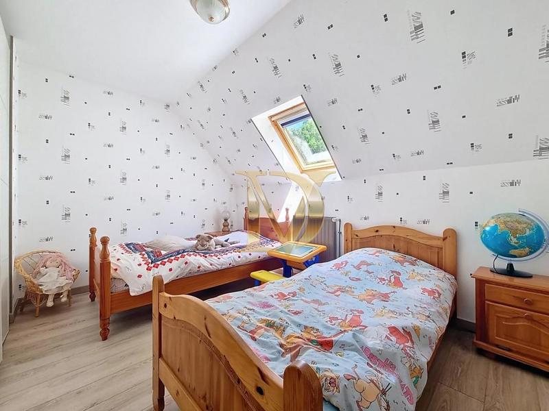 Propriété - 227 m² - 10 pièces