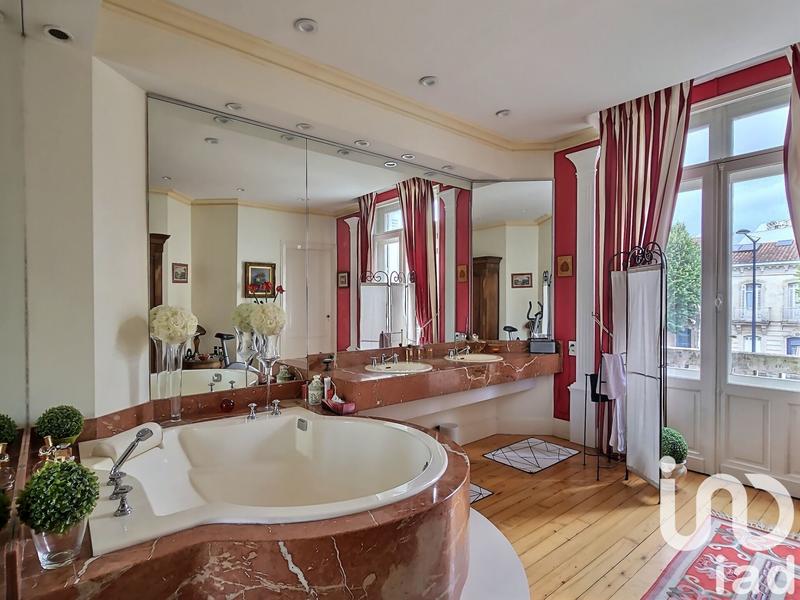 Maison - 170 m² - 6 pièces