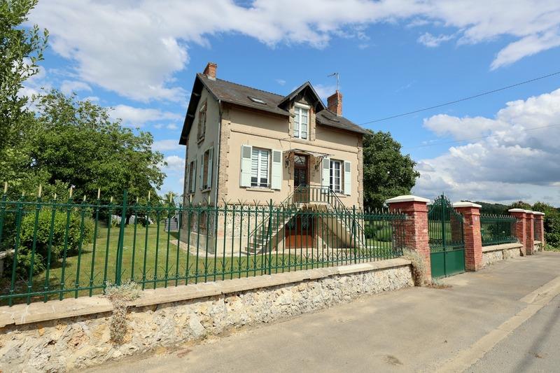 Maison - 144 m² - 6 pièces
