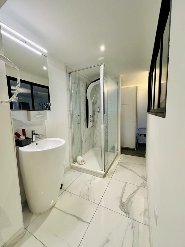 Fonds de commerce - 349 m²