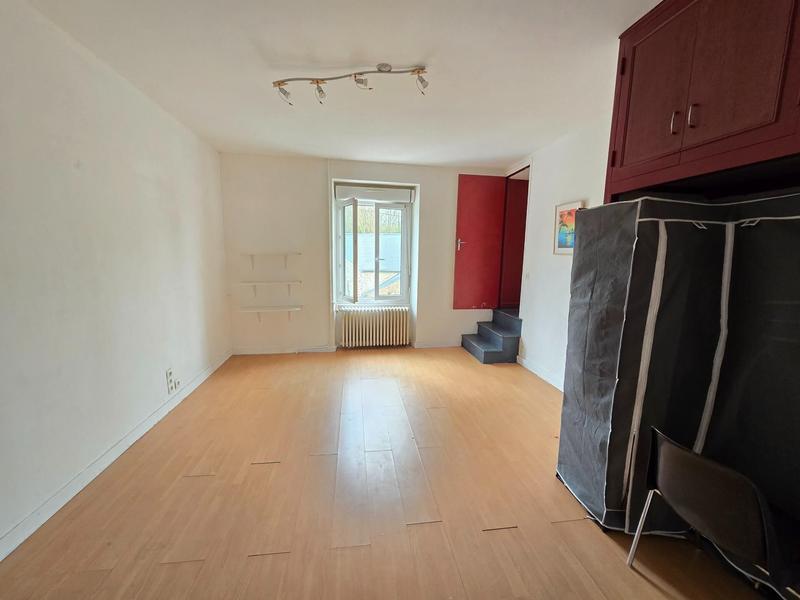 Maison - 350 m² - 14 pièces