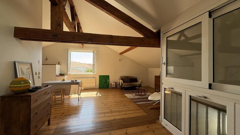 Appartement bourgeois - 76 m² - 3 pièces