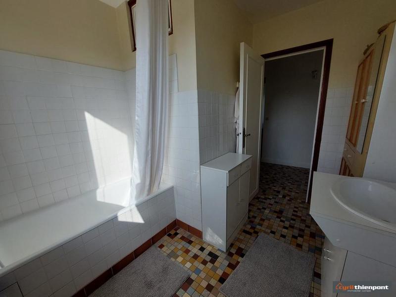 Pavillon - 177 m² - 8 pièces