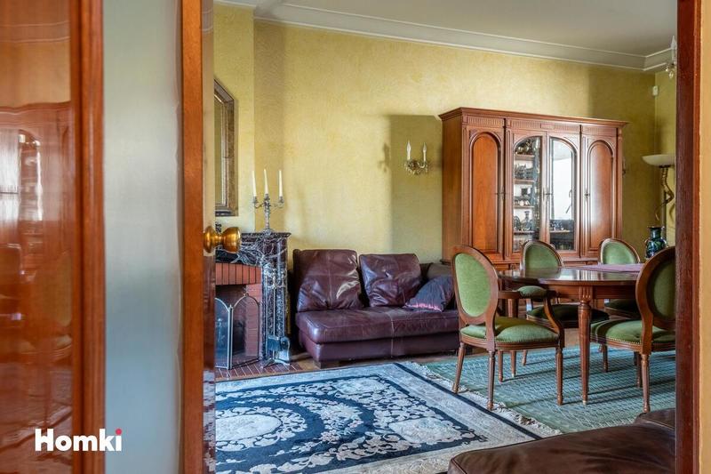 Maison de ville - 220 m² - 6 pièces