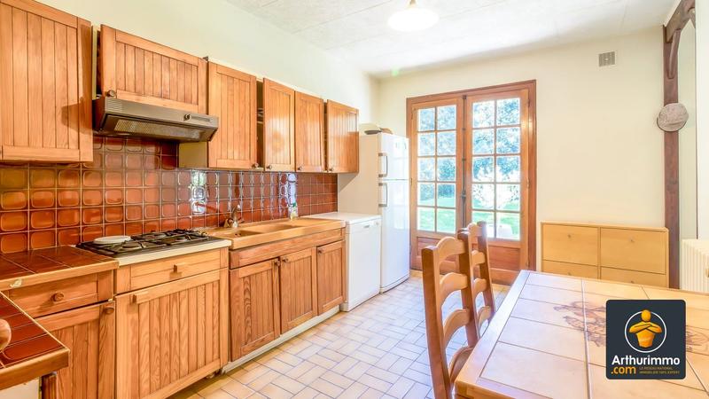 Maison - 170 m² - 7 pièces