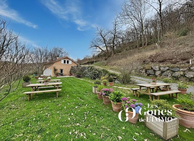 Maison - 180 m² - 7 pièces