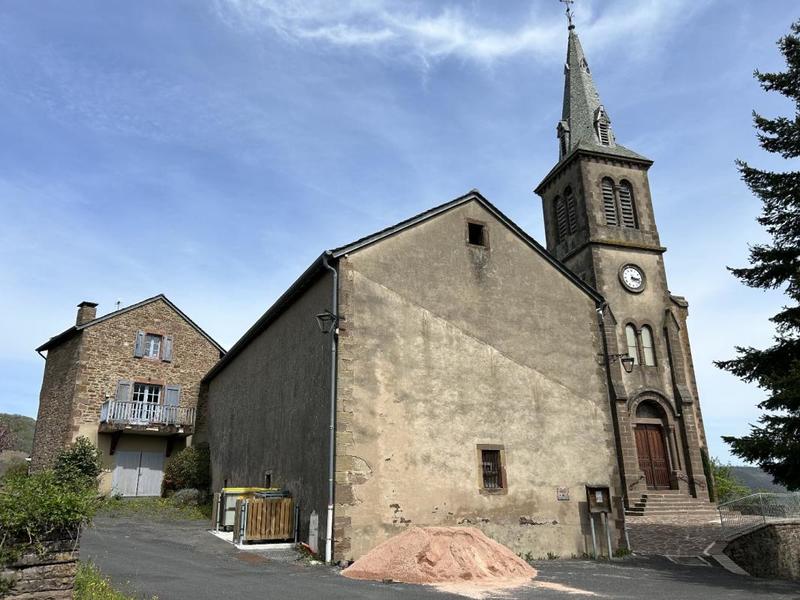 Grange - 300 m² - 2 pièces