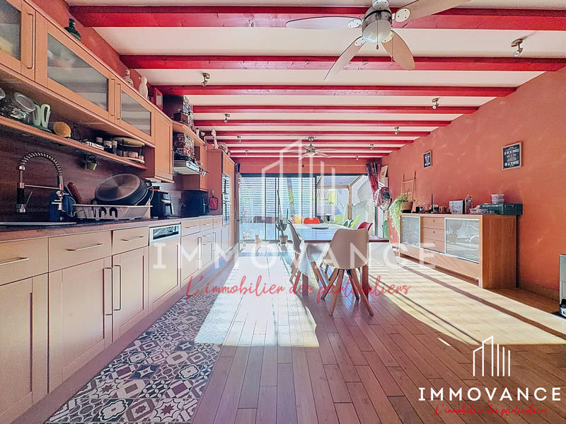 Appartement - 151 m² - 5 pièces