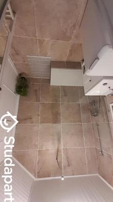 Chambre - 9 m² - 1 pièce