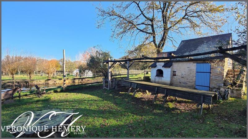 Maison - 225 m² - 8 pièces