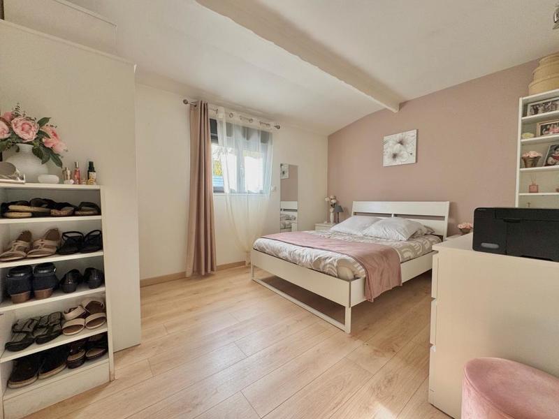 Maison - 93 m² - 4 pièces