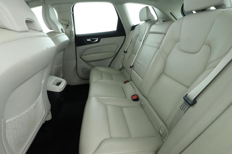 Volvo Xc60 2.0 B5 Awd Inscription Luxe Geartronic 8 235 ch