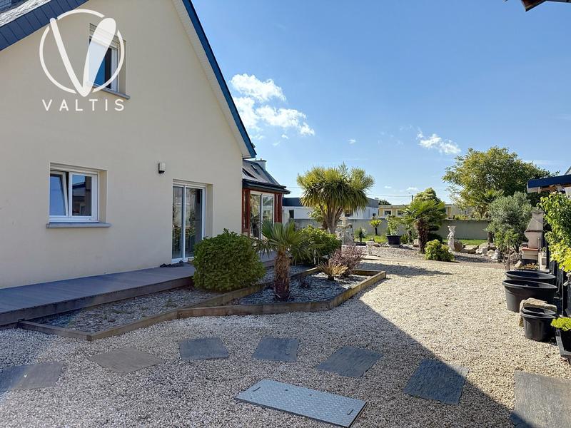 Maison contemporaine - 152 m² - 7 pièces