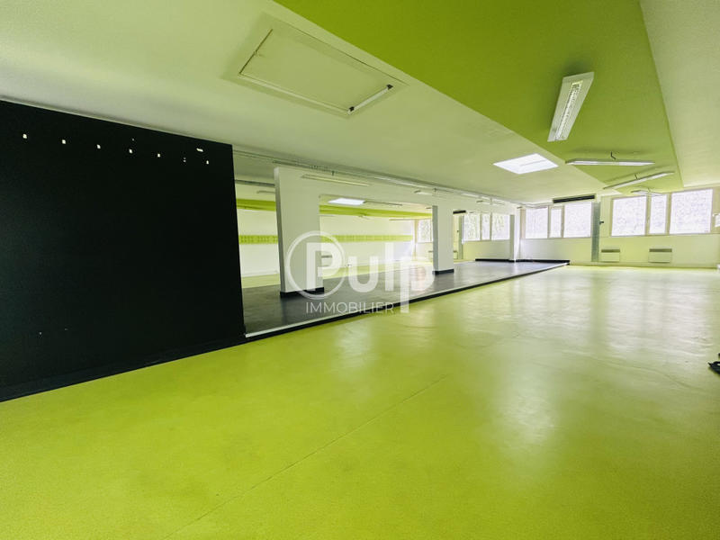 Bureau - 235 m² - 3 pièces