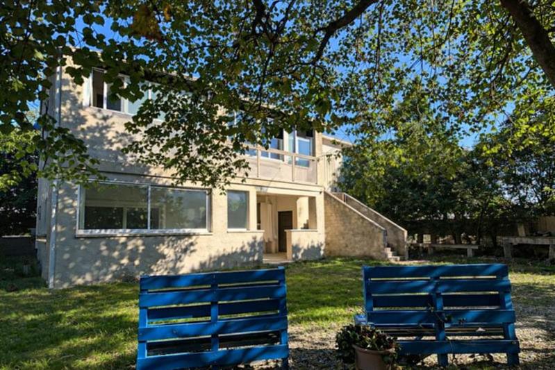 Maison traditionnelle - 188 m² - 7 pièces