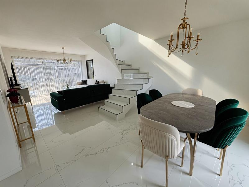 Maison contemporaine - 96 m² - 4 pièces