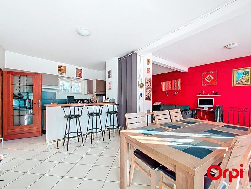 Maison - 96 m² - 3 pièces