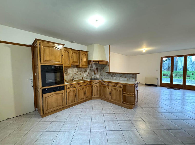 Maison - 88 m² - 4 pièces