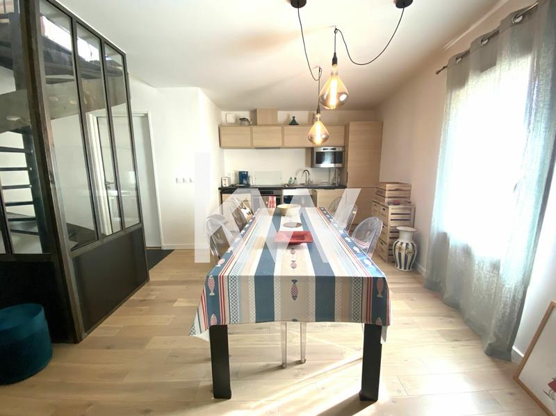 Maison - 85 m² - 4 pièces