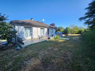 Maison - 93 m² - 4 pièces