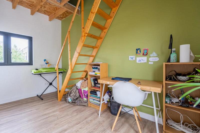 Maison - 137 m² - 8 pièces