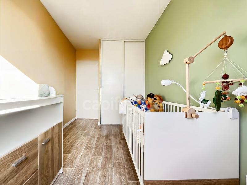 Appartement ancien - 74 m² - 4 pièces