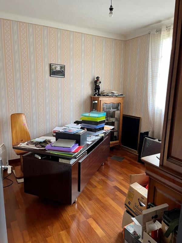 Maison - 166 m² - 8 pièces