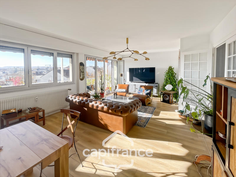 Appartement bourgeois - 103 m² - 4 pièces