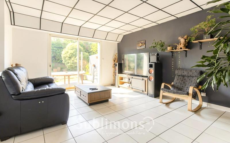 Maison - 121 m² - 5 pièces