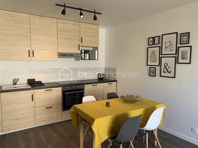 Appartement - 58 m² - 3 pièces