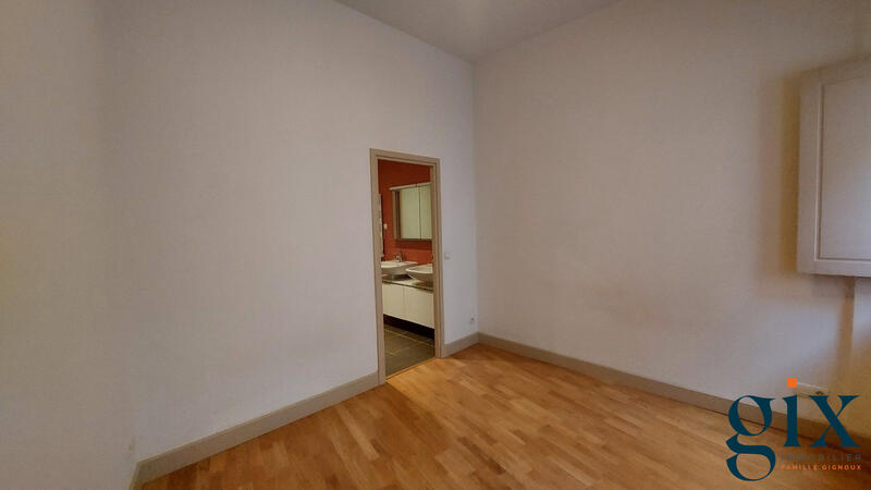 Appartement - 85 m² - 4 pièces