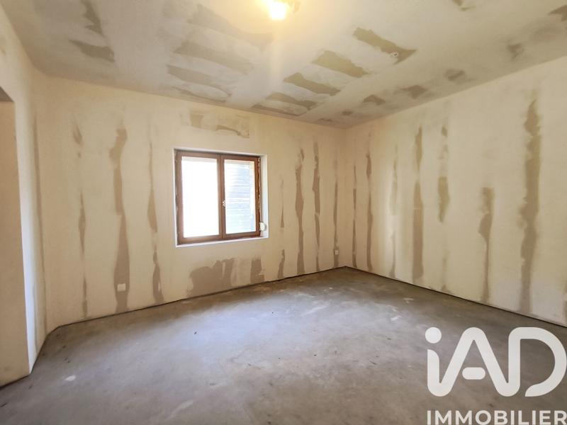 Maison - 163 m² - 9 pièces