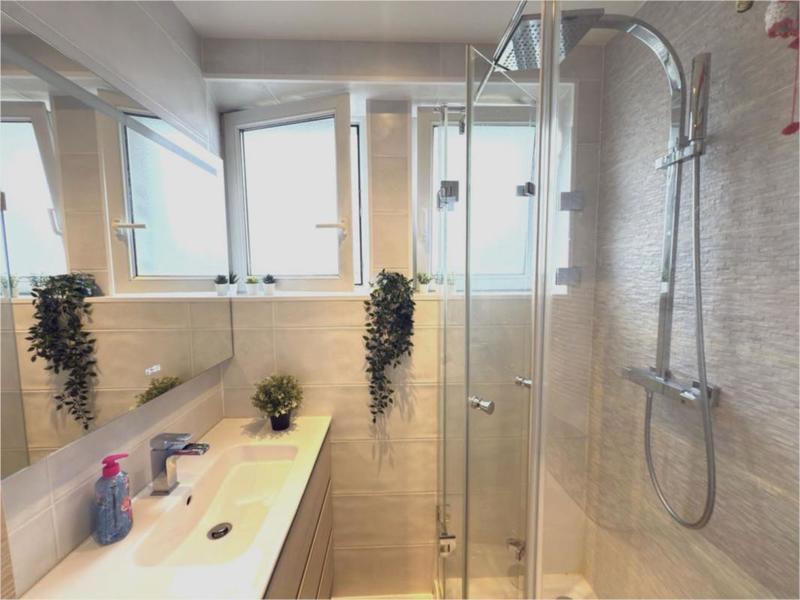 Appartement - 85 m² - 4 pièces